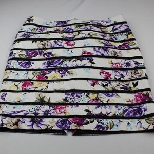 WHBM White House Black Market Floral Pencil Skirt
